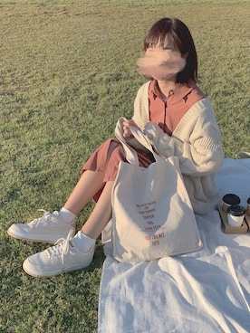 「66girls（ユクユクガールズ）のアイテム（シャツワンピース、レッド系）」を使った、 か  ず  さん（レディース・163cm）の春コーディネート
