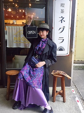 「カフェ巡り」｜「アイテム（トレンチコート）」を使った、CHAKIさん（レディース・174cm）の春コーディネート