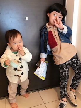 「アイテム（シャツ/ブラウス、ブラウン系）」を使った、kellyjjさん（キッズ・100cm）の秋コーディネート