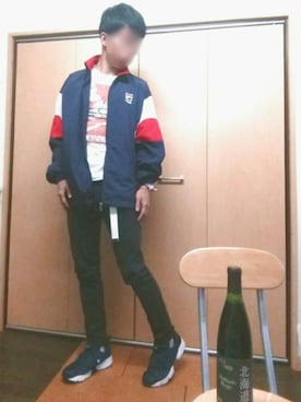 「FILA（フィラ）のアイテム（ナイロンジャケット）」を使った、tommyさん（メンズ・174cm）の秋コーディネート