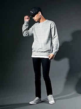 「アイテム（スリッポン）」を使った、SHINさん（メンズ・180cm）の冬コーディネート