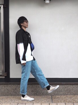 「CONVERSE（コンバース）のアイテム（スニーカー、ホワイト系）」を使った、ひろさん（メンズ・177cm）の春コーディネート