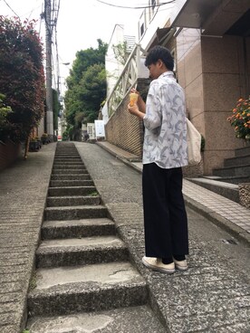 「HARE（ハレ）のアイテム（シャツ/ブラウス、ホワイト系）」を使った、ひろさん（メンズ・177cm）の春コーディネート