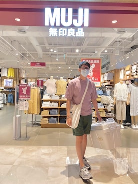 「MUJI」｜「アイテム（腕時計）」を使った、Sean Chenさん（メンズ・172cm）の春コーディネート