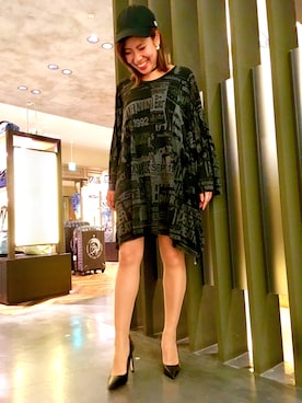 「DIESEL（ディーゼル）の00S02V0WANY（Tシャツ/カットソー、ブラック系）」を使った、odaka yukikoさん（レディース・153cm）の夏コーディネート