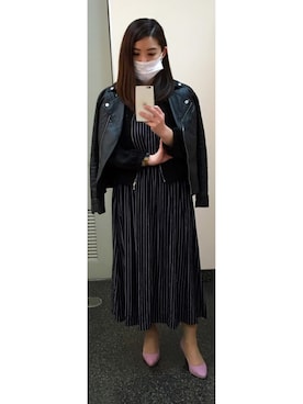 「ストライプワンピース」｜「アイテム（ライダースジャケット）」を使った、えり#LOVERI#15さん（レディース・158cm）の秋コーディネート