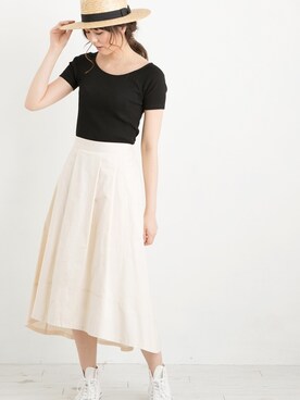 「UNIQLO（ユニクロ）のリブバレエネックT（半袖）（Tシャツ/カットソー、ブラック系）」を使った、lycopenetomato3さん（レディース・165cm）の夏コーディネート