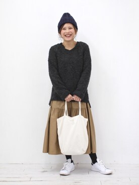 「peace  shopのギャザーボリュームスカート（スカート、ベージュ系）」を使った、lycopenetomato3さん（レディース・165cm）の冬コーディネート