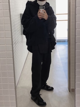 「JW Anderson（ジェイダブリューアンダーソン）のアイテム（スラックス）」を使った、虚空さん（メンズ・178cm）の冬コーディネート