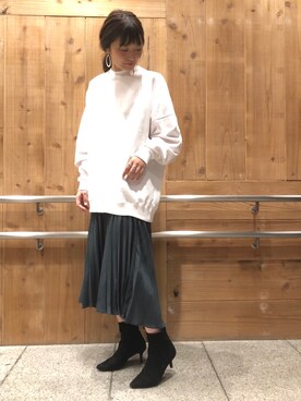 「アパートバイローリーズ」｜「アイテム（スウェット）」を使った、momoさん（レディース・167cm）の秋コーディネート