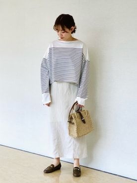 「アイテム（ローファー、グリーン系）」を使った、momoさん（レディース・165cm）の春コーディネート