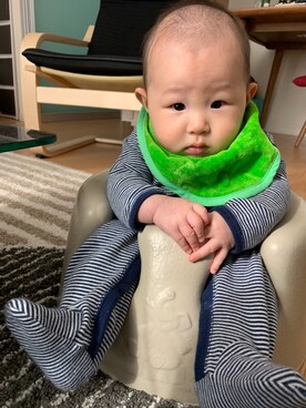 「アイテム（スタイ/よだれかけ、グリーン系）」を使った、panako18さん（キッズ・70cm）の春コーディネート