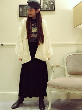 「ベロアスカート」｜「アイテム（キャスケット）」を使った、本社 プレスさん（レディース・160cm）の冬コーディネート