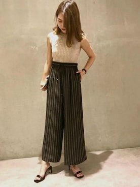 「アイテム（トップス、ベージュ系）」を使った、本社 プレスさん（レディース・163cm）の夏コーディネート