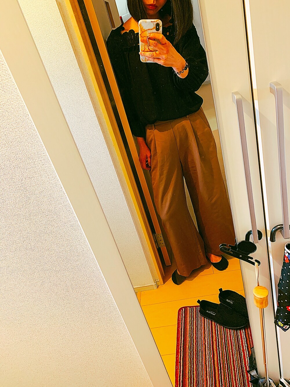「オトナカジュアル、休日スタイル、ワイドパンツ、秋コーデ」｜「MAISON DE REEFURのアイテム（パンツ、ブラウン系）」を使った、my2nさん（レディース・165cm）の秋コーディネートの1枚目の写真