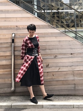 「Lee（リー）のアイテム（その他アウター）」を使った、nano・universe 鳴海有加さん（レディース・164cm）の春コーディネート