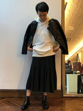 「NANO universe（ナノユニバース）のアイテム（ライダースジャケット）」を使った、nano・universe 鳴海有加さん（レディース・164cm）の秋コーディネート