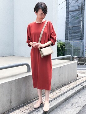 「NANO universe（ナノユニバース）のアイテム（ショルダーバッグ）」を使った、nano・universe 鳴海有加さん（レディース・164cm）の夏コーディネート