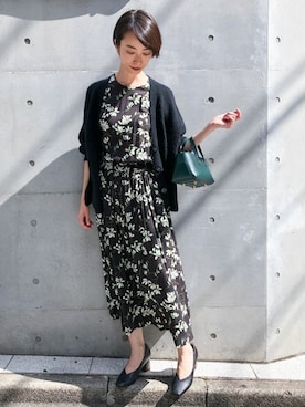 「HASHIBAMI（ハシバミ）のアイテム（バッグ）」を使った、nano・universe 鳴海有加さん（レディース・164cm）の秋コーディネート