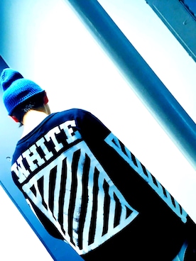 「OFF-WHITE」｜「アイテム（ニットキャップ/ビーニー）」を使った、おさるさんさん（メンズ・182cm）の春コーディネート