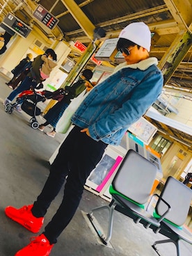 「Guess（ゲス）のアイテム（ニットキャップ/ビーニー）」を使った、西村翔空さん（メンズ・165cm）の冬コーディネート