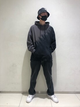 「L.H.P（エルエイチピー）のアイテム（パーカー）」を使った、Kazuki Yanaiさん（メンズ・182cm）の秋コーディネート