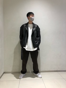 「DANKE SCHON（ダンケシェーン）のアイテム（スウェット）」を使った、Kazuki Yanaiさん（メンズ・182cm）の秋コーディネート