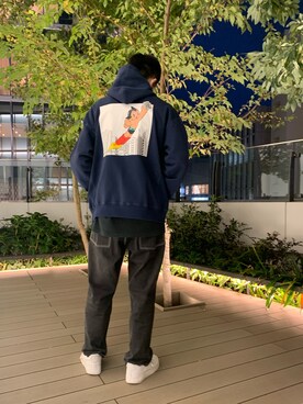「BlackEyePatch（ブラックアイパッチ）のアイテム（パーカー）」を使った、Kazuki Yanaiさん（メンズ・182cm）の秋コーディネート
