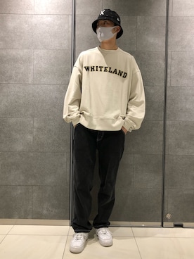 「WHITELAND（ホワイトランド）のアイテム（スウェット）」を使った、Kazuki Yanaiさん（メンズ・182cm）の冬コーディネート