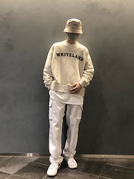 「WHITELAND（ホワイトランド）のアイテム（スウェット）」を使った、Kazuki Yanaiさん（メンズ・182cm）の冬コーディネート