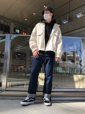 「DANKE SCHON（ダンケシェーン）のアイテム（デニムジャケット）」を使った、Kazuki Yanaiさん（メンズ・182cm）の春コーディネート