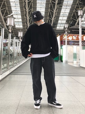 「DANKE SCHON（ダンケシェーン）のアイテム（スウェット）」を使った、Kazuki Yanaiさん（メンズ・182cm）の春コーディネート