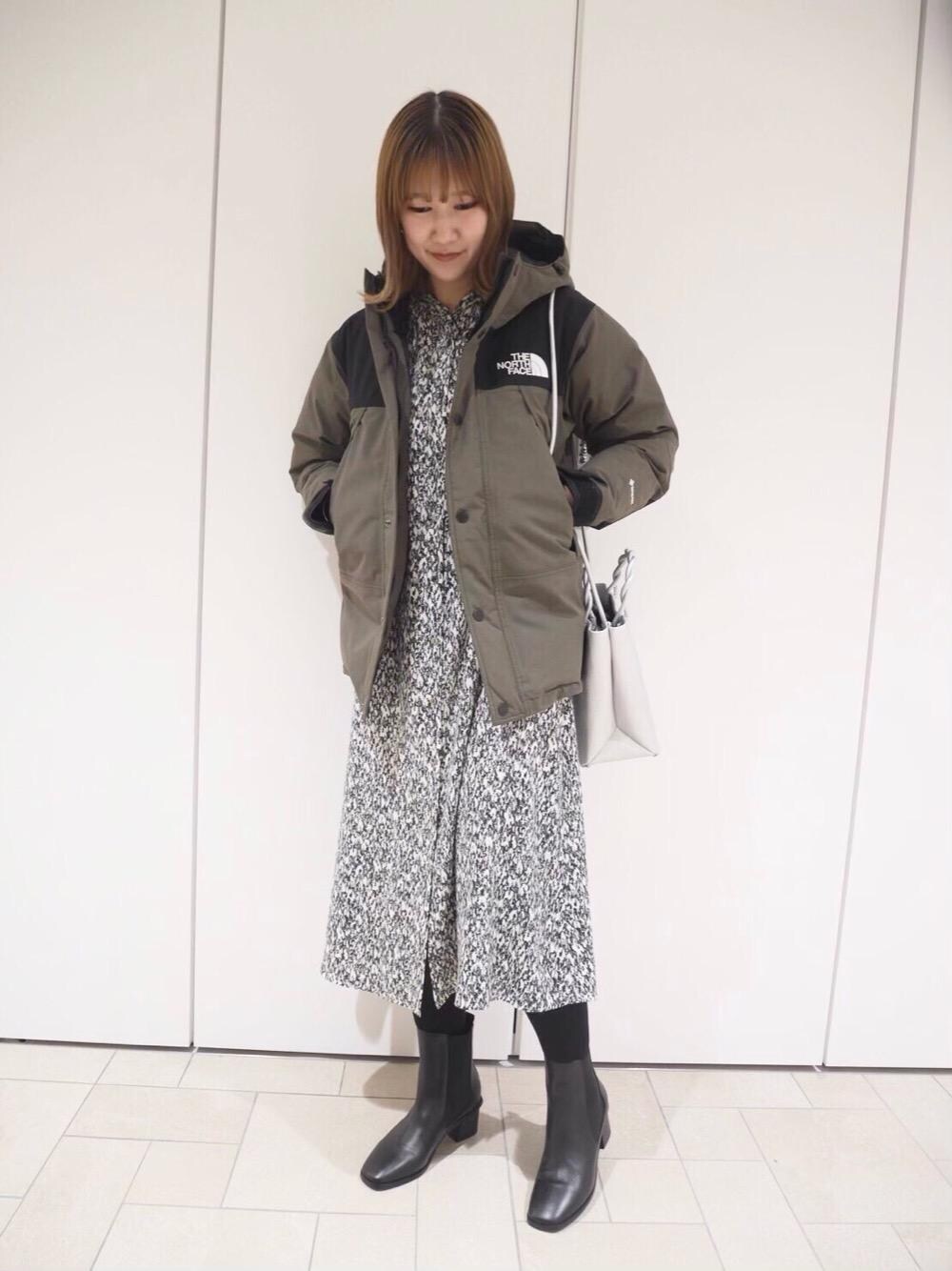 ビューティーアンドユース◎リバティシャツワンピース　総柄　フルーツ　バンドカラー ビューティーアンドユース◎リバティシャツワンピース 総柄