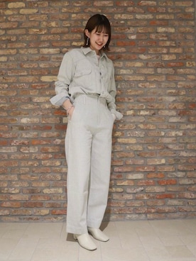 「BEAUTY&YOUTH UNITED ARROWS（ビューティーアンドユースユナイテッドアローズ）のBY∴ TRADITIONAL エコデニムワイドテーパードパンツ（デニムパンツ）」を使った、佐藤 舞香さん（レディース・168cm）の冬コーディネート