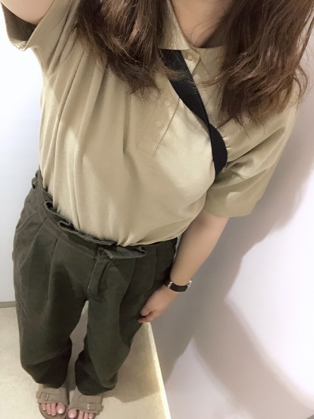 「PAR ICIの天竺BIGポロシャツ（ポロシャツ、ベージュ系）」を使った、___chairoさん（レディース・155cm）の夏コーディネートの1枚目の写真
