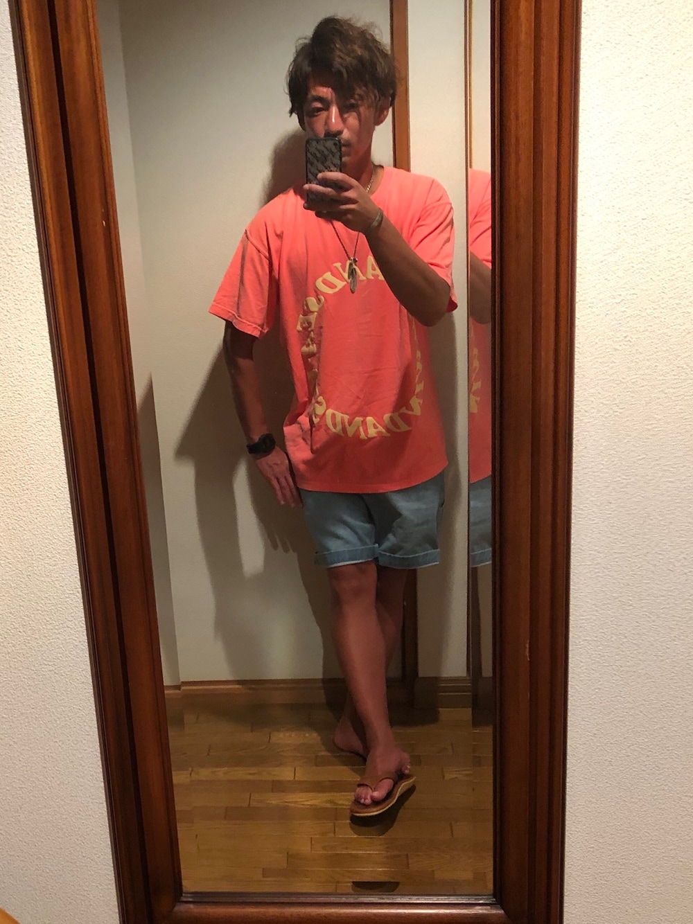 「wtw、ウィンダンシー、サタデーズ ニューヨークシティ (Saturdays NYC)、summer、サーフ」｜「WINDANDSEAのアイテム（Tシャツ/カットソー、オレンジ系）」を使った、wanさん（メンズ・170cm）の夏コーディネートの1枚目の写真