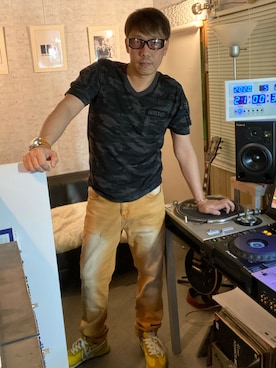 「Monkey Flip（モンキーフリップ）のアイテム」を使った、DJ Hakueiさん（メンズ・175cm）の春コーディネート