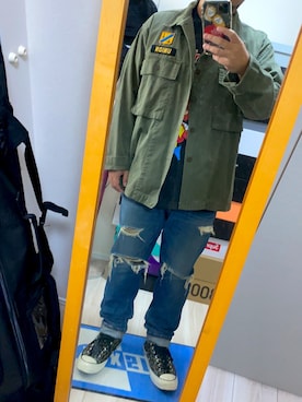 「kith」｜「アイテム（ミリタリージャケット）」を使った、ゆーいさん（メンズ・173cm）の秋コーディネート