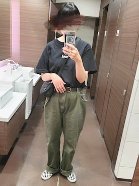 「だぼだぼ」｜「アイテム（スリッポン）」を使った、メガネカンパニーさん（レディース・165cm）の夏コーディネート