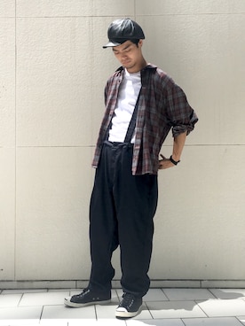 「BIG MAC（ビッグマック）のアイテム（パンツ）」を使った、石田慎弥さん（メンズ・171cm）の夏コーディネート