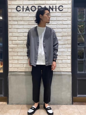 「Vincent et Mireille（バンソンエミレイユ）のアイテム（パンツ）」を使った、石田慎弥さん（メンズ・171cm）の春コーディネート