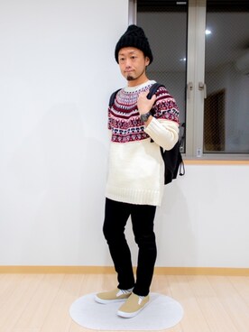 「白ニット」｜「アイテム（スリッポン）」を使った、カトウトモタカさん（メンズ・164cm）の冬コーディネート