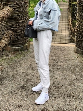 「UNIQLO U」｜「アイテム（ソックス/靴下）」を使った、未来さん（レディース・162cm）の春コーディネート