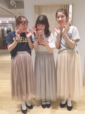 「earth music&ecology（アースミュージックアンドエコロジー）のアイテム（バレエシューズ、ブラック系）」を使った、しおりんごさん（レディース・164cm）の春コーディネート