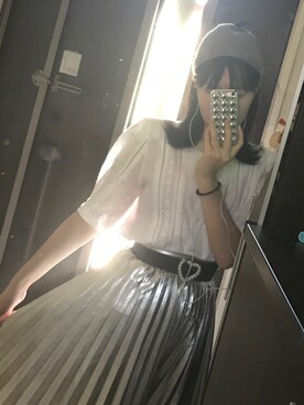 「ZARA（ザラ）のアイテム（スカート、シルバー系）」を使った、えさん（レディース）の夏コーディネート