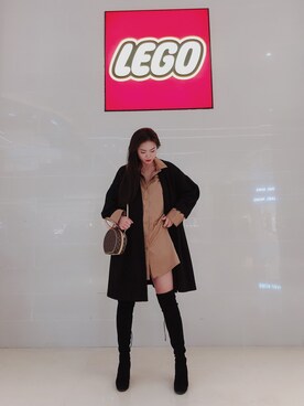 「STUART WEITZMAN（スチュアートワイツマン）のアイテム（その他シューズ）」を使った、shashaさん（レディース・163cm）の秋コーディネート