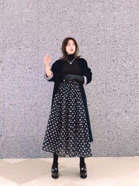 「VALENTINO（ヴァレンティノ）のアイテム（ピーコート）」を使った、shashaさん（レディース・163cm）の冬コーディネート