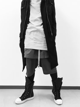 「DRKSHDW by RICK OWENS（ダークシャドウ バイ リックオウエンス）のアイテム（ブーツ）」を使った、H さん（メンズ・175cm）の冬コーディネート