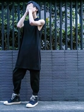 「DRKSHDW by RICK OWENS（ダークシャドウ バイ リックオウエンス）のアイテム（タンクトップ）」を使った、H さん（メンズ・175cm）の秋コーディネート