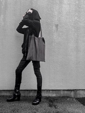 「DRKSHDW by RICK OWENS（ダークシャドウ バイ リックオウエンス）のアイテム（パーカー）」を使った、H さん（メンズ・175cm）の秋コーディネート